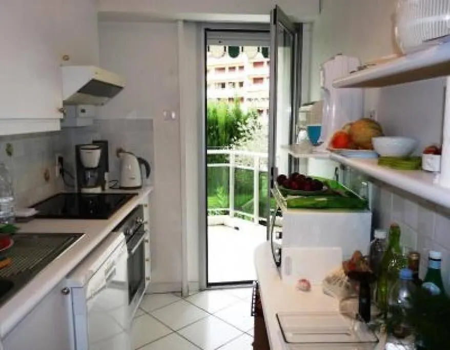 Three Bedroom, Two Bathroom Apartment In Cannes With Large Terrace - 880